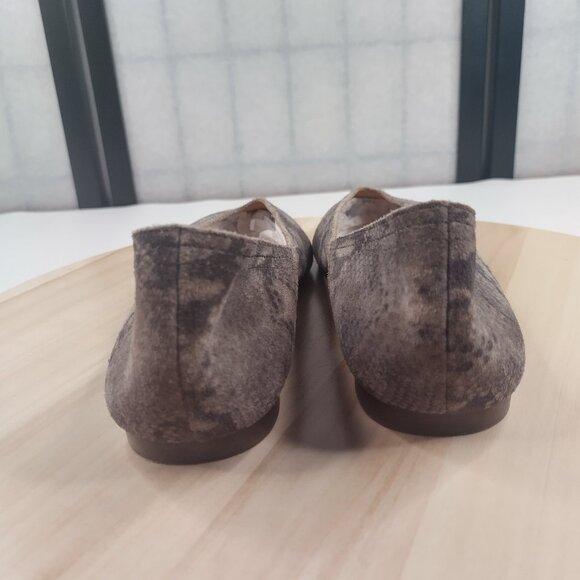 Lucky Brand Alba Snakeskin Print Suede Skimmer Ballet Flats Women US 7.5M - Picture 5 of 12